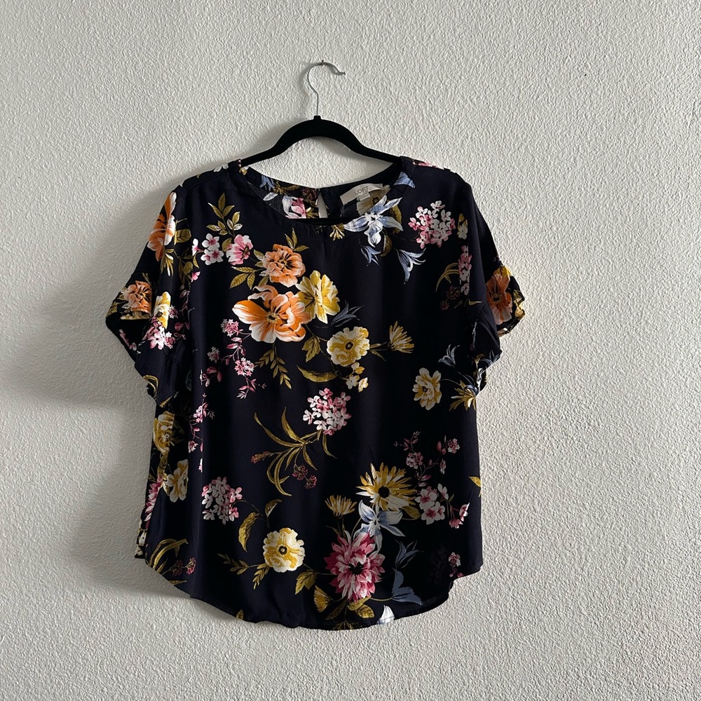 Navy floral top